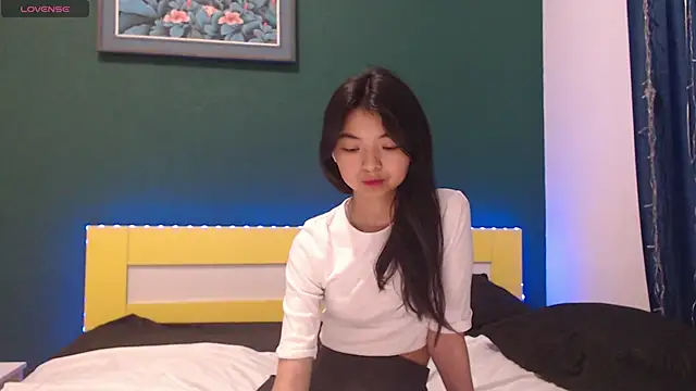 Shy Kira online show from 03-04-26, 10:34