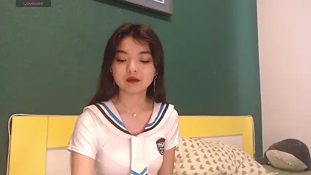 Snapshot of Shy_Kira chatting on 06-25-26, 08:19 Shy Kira online show from 06-25-26, 08:19