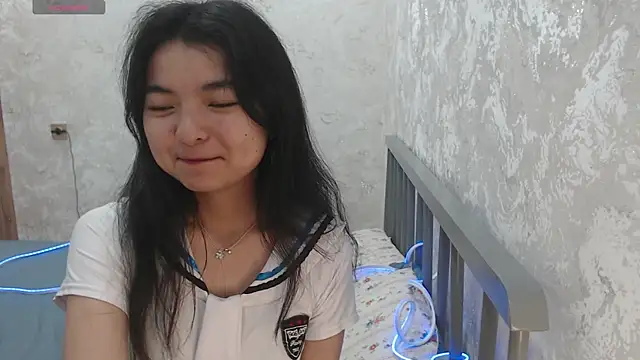 Snapshot of Shy_Kira chatting on 07-01-26, 08:58 Shy Kira online show from 07-01-26, 08:58