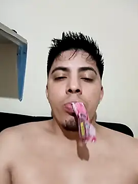 Snapshot of Fiel77 chatting on 02-27-25, 01:30 Fiel77 online show from 02-27-25, 01:30