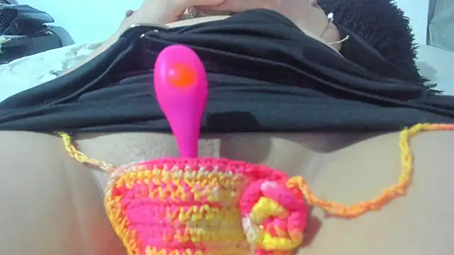 KarelySexy online show from 07-18-26, 01:03