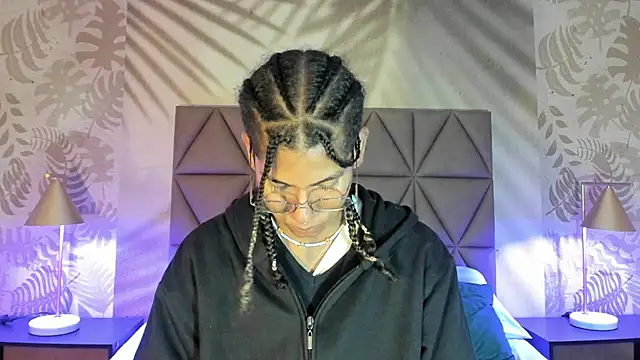 Maxim-Walker online show from 11-13-25, 02:59