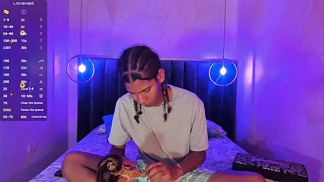 Maxim-Walker online show from 11-08-25, 03:32