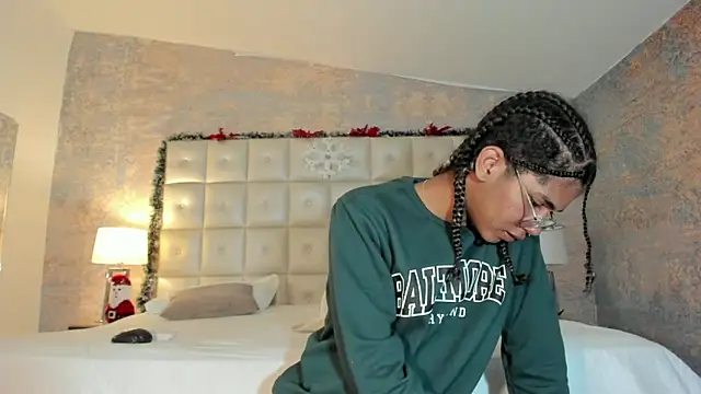 Maxim-Walker online show from 01-07-26, 03:22