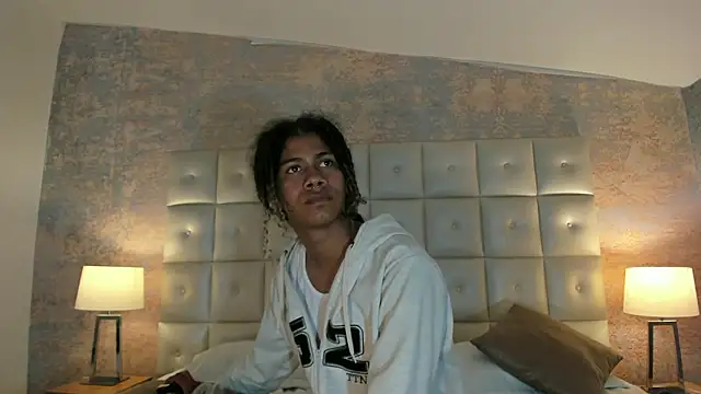 Maxim-Walker online show from 01-15-26, 02:59