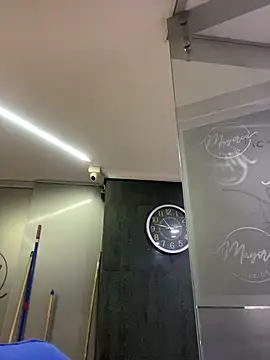 Maxim-Walker online show from 12-04-25, 03:49