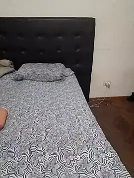 littlebrunett online show from 03-19-25, 12:12