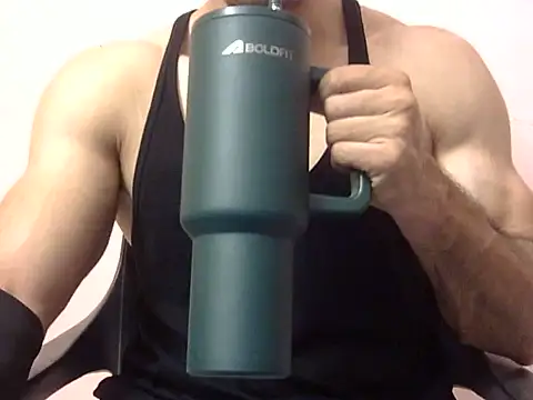 Snapshot of heman_2 chatting on 06-21-26, 06:46 heman 2 online show from 06-21-26, 06:46