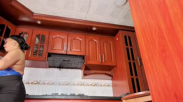 Snapshot of AmberNix chatting on 03-07-26, 01:16 AmberNix online show from 03-07-26, 01:16