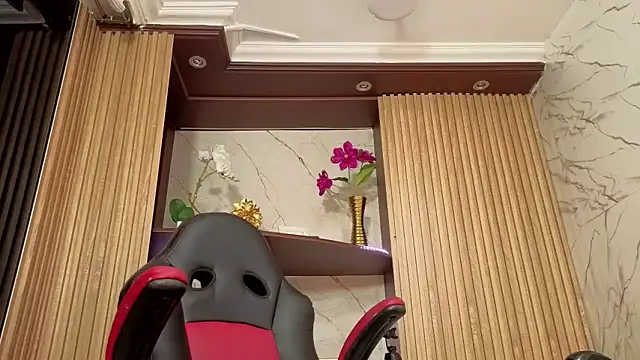 Snapshot of AmberNix chatting on 03-25-26, 02:27 AmberNix online show from 03-25-26, 02:27