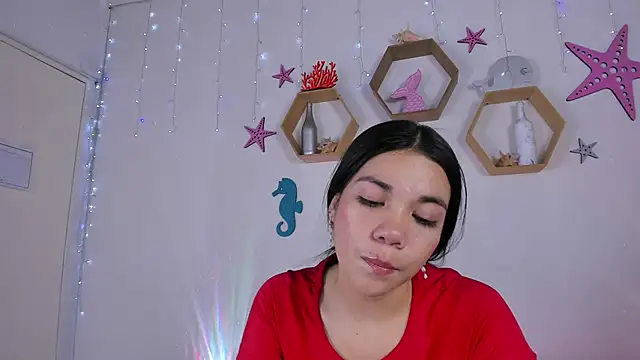 Snapshot of Emiily_Parkerr chatting on 03-11-25, 03:04 Emiily Parkerr online show from 03-11-25, 03:04