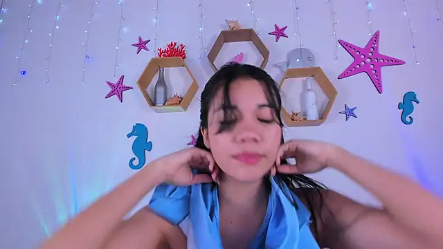 Snapshot of Emiily_Parkerr chatting on 09-18-25, 03:09 Emiily Parkerr online show from 09-18-25, 03:09