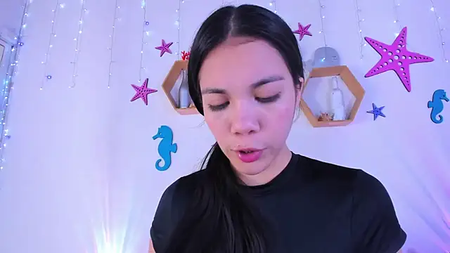 Emiily Parkerr online show from 11-11-25, 03:01