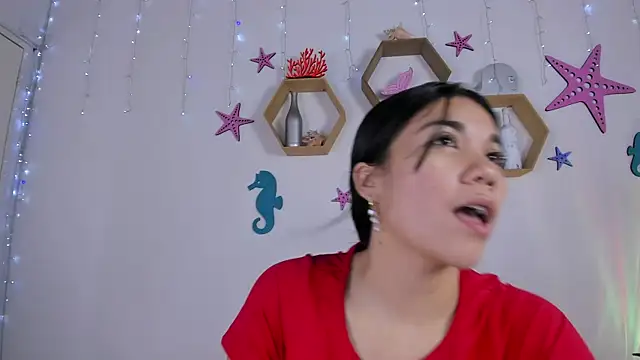 Snapshot of Emiily_Parkerr chatting on 02-22-25, 02:50 Emiily Parkerr online show from 02-22-25, 02:50