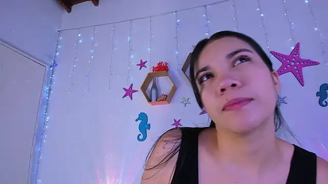 Emiily Parkerr online show from 11-15-25, 02:59