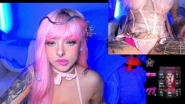 HollyDominic online show from 05-11-26, 07:54