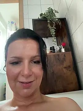 Off  Melonenmandy online show from 06-15-26, 02:17