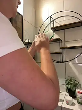 Off  Melonenmandy online show from 11-25-25, 03:56