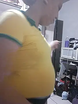 Snapshot of vulgovic_ chatting on 10-01-25, 04:55 vulgovic online show from 10-01-25, 04:55