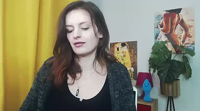 Snapshot of juicyNadine chatting on 03-03-25, 09:13 juicyNadine online show from 03-03-25, 09:13
