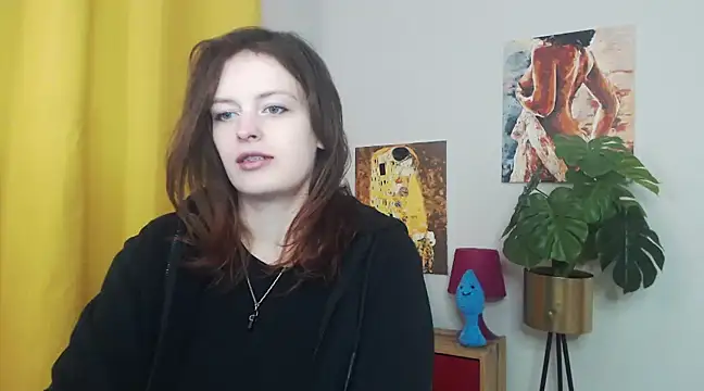 Snapshot of juicyNadine chatting on 02-14-25, 06:23 juicyNadine online show from 02-14-25, 06:23