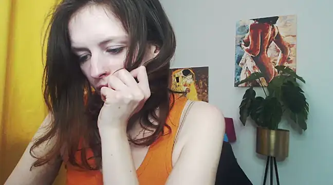 Snapshot of juicyNadine chatting on 02-06-25, 12:26 juicyNadine online show from 02-06-25, 12:26