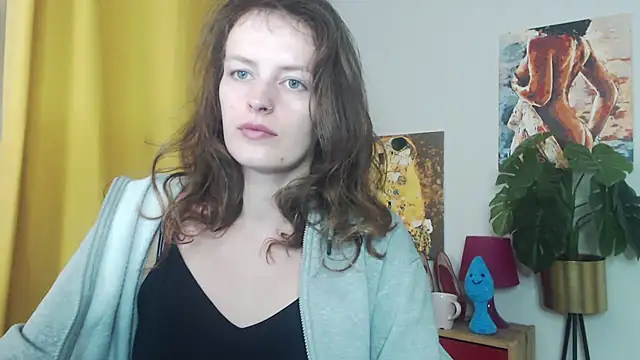 Snapshot of juicyNadine chatting on 09-22-25, 04:40 juicyNadine online show from 09-22-25, 04:40