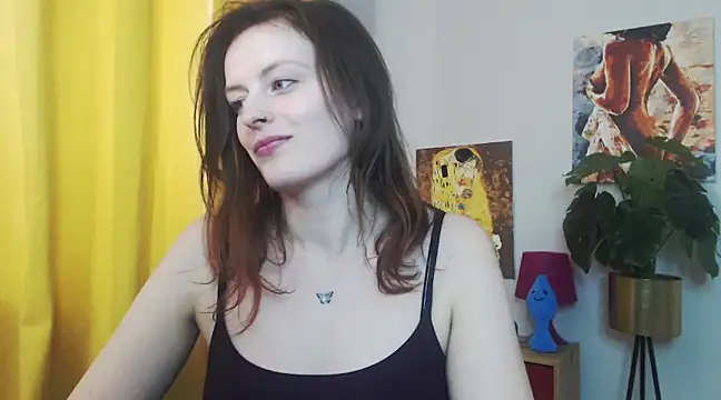 Snapshot of juicyNadine chatting on 02-10-25, 12:29 juicyNadine online show from 02-10-25, 12:29
