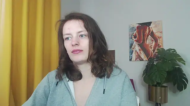 Snapshot of juicyNadine chatting on 10-18-25, 07:21 juicyNadine online show from 10-18-25, 07:21