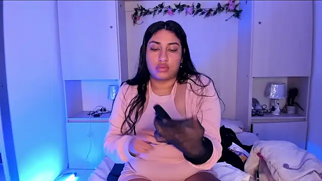 Snapshot of CANDYGABYY chatting on 05-05-26, 07:39 CANDYGABYY online show from 05-05-26, 07:39