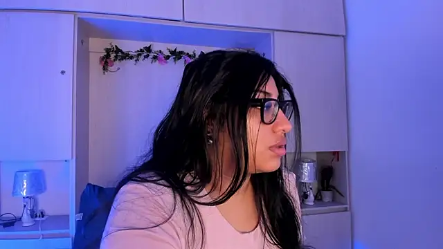 Snapshot of CANDYGABYY chatting on 05-11-26, 07:55 CANDYGABYY online show from 05-11-26, 07:55