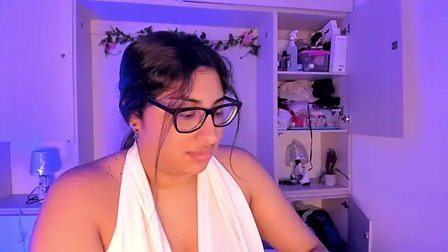 Snapshot of CANDYGABYY chatting on 06-16-26, 07:36 CANDYGABYY online show from 06-16-26, 07:36