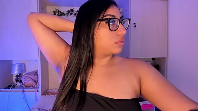 Snapshot of CANDYGABYY chatting on 06-01-26, 07:57 CANDYGABYY online show from 06-01-26, 07:57