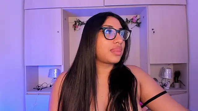 Snapshot of CANDYGABYY chatting on 05-14-26, 08:06 CANDYGABYY online show from 05-14-26, 08:06