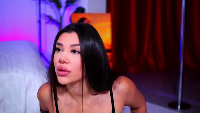 NatyDesiree online show from 11-07-25, 10:20