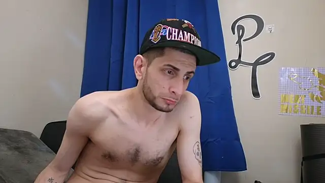 pantslesstraveler plt online show from 03-13-25, 09:32