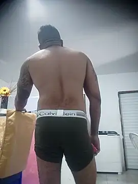 SaucyAffair0 online show from 04-05-26, 03:30