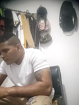 SaucyAffair0 online show from 03-11-26, 01:10