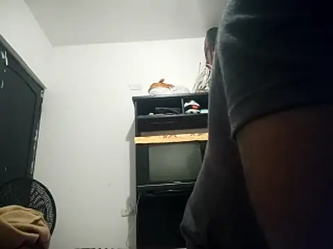 SaucyAffair0 online show from 02-28-26, 01:49