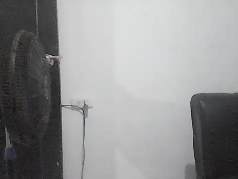 SaucyAffair0 online show from 05-10-26, 12:47