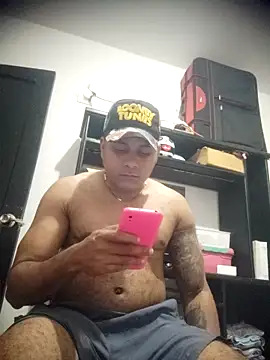 Snapshot of SaucyAffair0 chatting on 02-22-26, 07:33 SaucyAffair0 online show from 02-22-26, 07:33