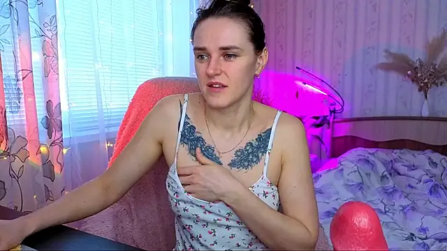 Bella  Swoon online show from 02-07-26, 04:09