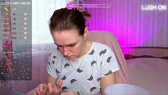 Bella  Swoon online show from 03-26-26, 05:50