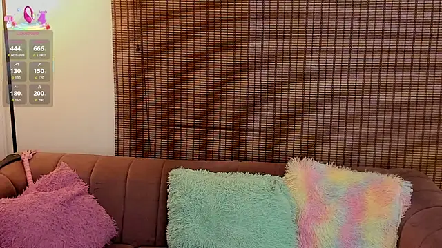 ariana cross online show from 06-21-26, 12:33