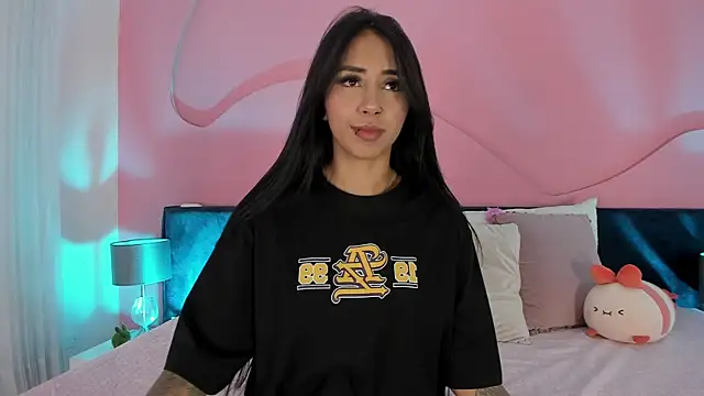 Alaia Manson online show from 10-29-25, 11:53