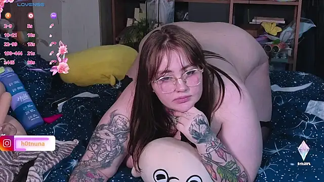 Snapshot of Byeol_Dae_ chatting on 03-04-25, 08:27 Byeol Dae online show from 03-04-25, 08:27