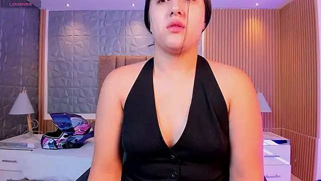 Snapshot of paulina_sweett_ chatting on 06-27-26, 11:05 paulina sweett online show from 06-27-26, 11:05