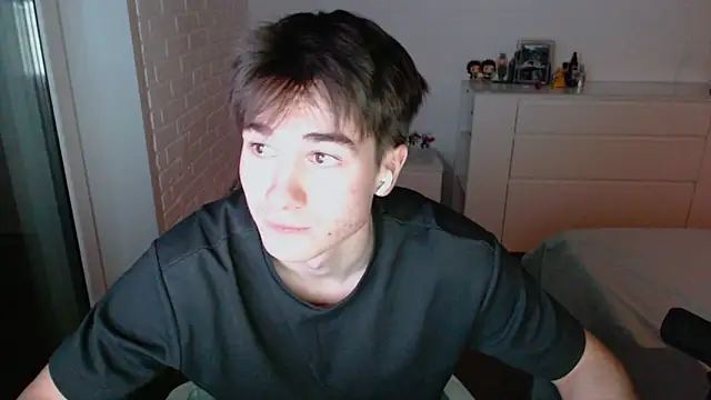 MarkusDean online show from 11-25-25, 03:56