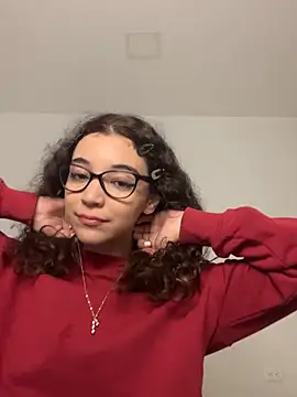 uniquerossie online show from 12-05-25, 08:02