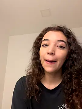 uniquerossie online show from 11-30-25, 09:10